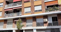 Piso en venta con 4 dormitorios, terraza y soleado en Montmar, Castelldefels – Ref. CS001388EA