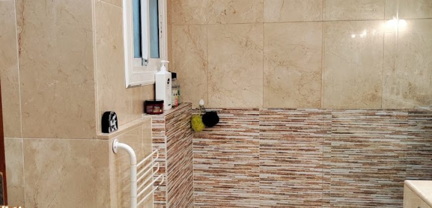 Ático en venta en Castell-Poble Vell – Ref. CS001463EA