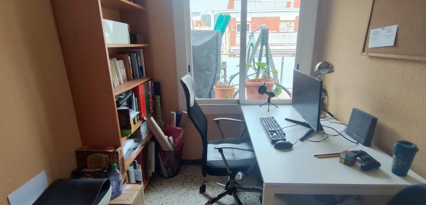 Ático en venta en Castell-Poble Vell – Ref. CS001463EA