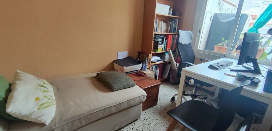 Ático en venta en Castell-Poble Vell – Ref. CS001463EA