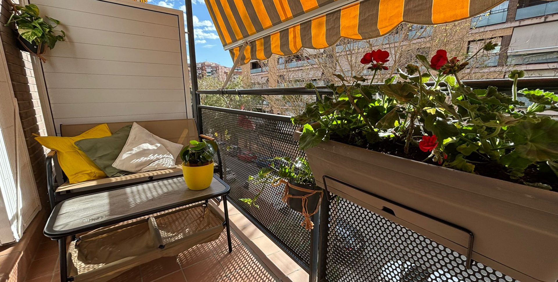 Piso en venta en Torrent Ballester, Viladecans – Ref. CS001466EA