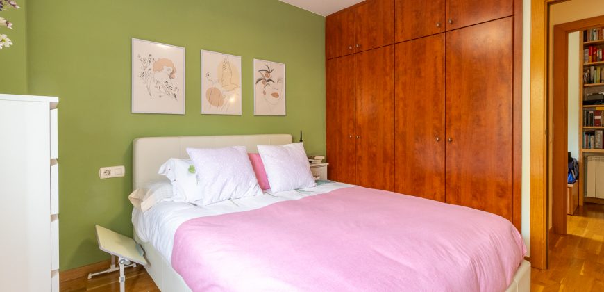 Piso en venta en Torrent Ballester, Viladecans – Ref. CS001466EA