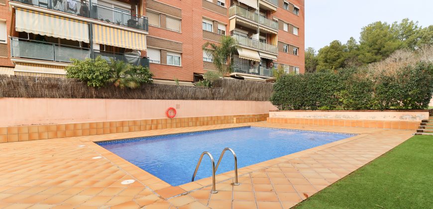 Piso en venta en Torrent Ballester, Viladecans – Ref. CS001466EA